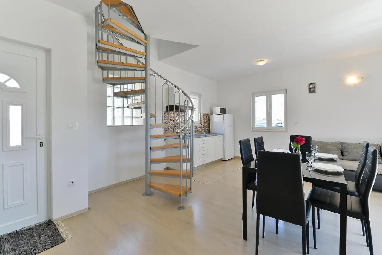 Apartments By The Sea Nin, Zadar - 13172
